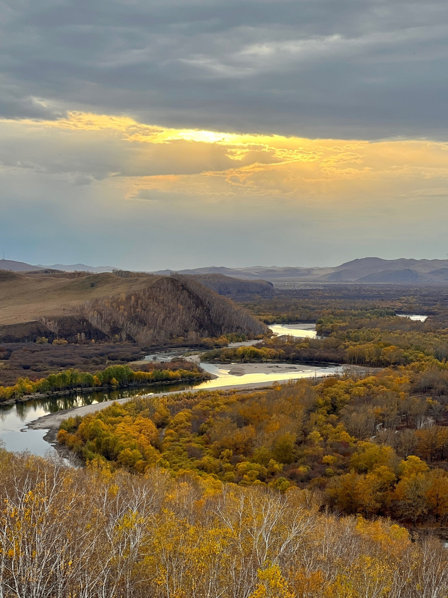 Discover Inner Mongolia: Autumn Landscapes and Secret Cultures of the North
