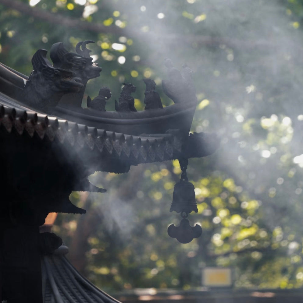 Where Time Slows: Temple Paths & Creative Valleys