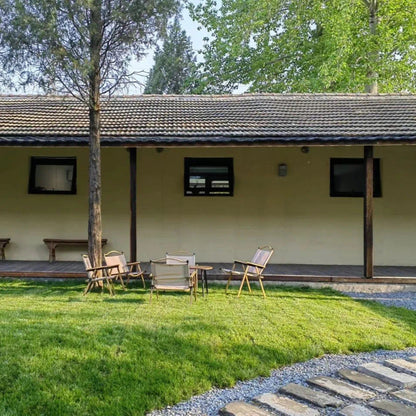 Hands of China: Visit a Ceramic Artists’ Studio